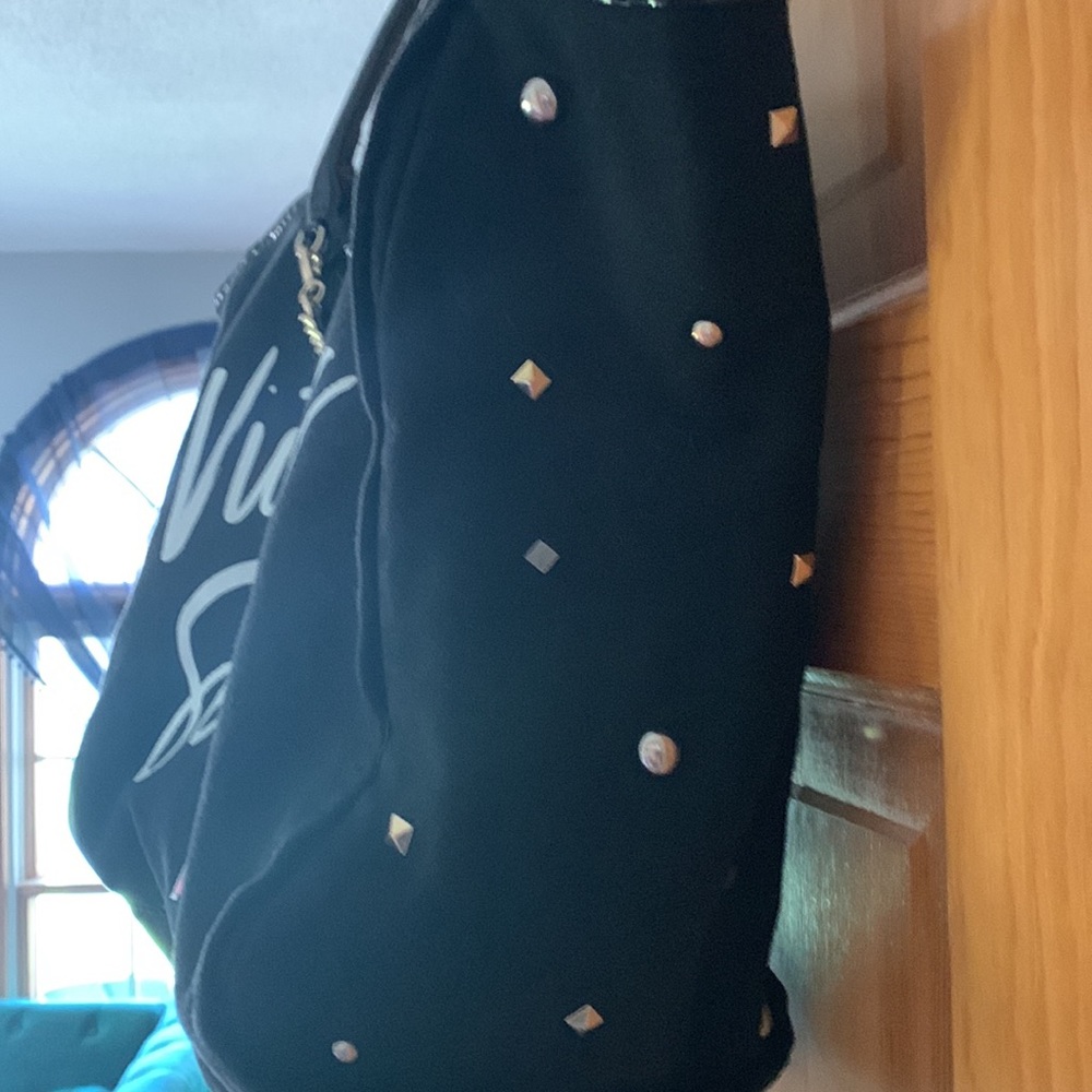Victoria’s Secret black tote bag with metal stud detail and chain accent - Picture 4 of 8